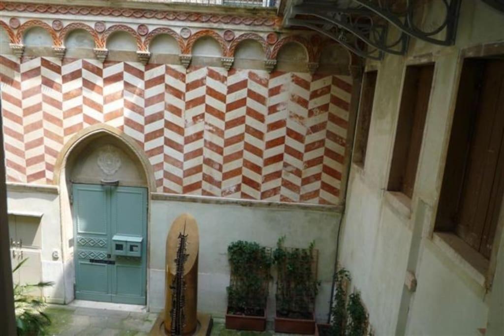 San Marco Charming Apartment With Canal View Venetië Buitenkant foto